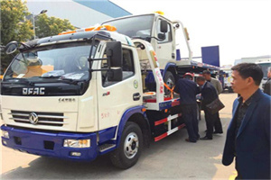 兴隆台汽车道路救援拖车价格